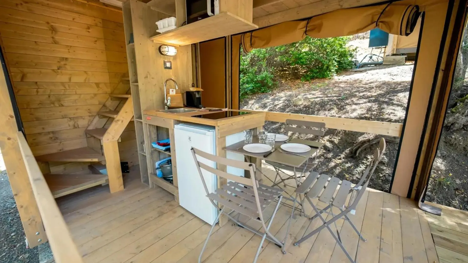 Vallicella Glamping Resort Скарлино